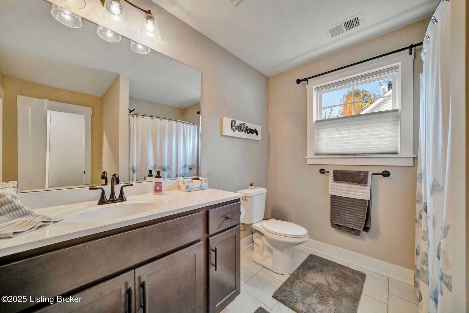 9204 Fairground Road Louisville, KY 40291 - Photo 22 of 43 photo_online_010