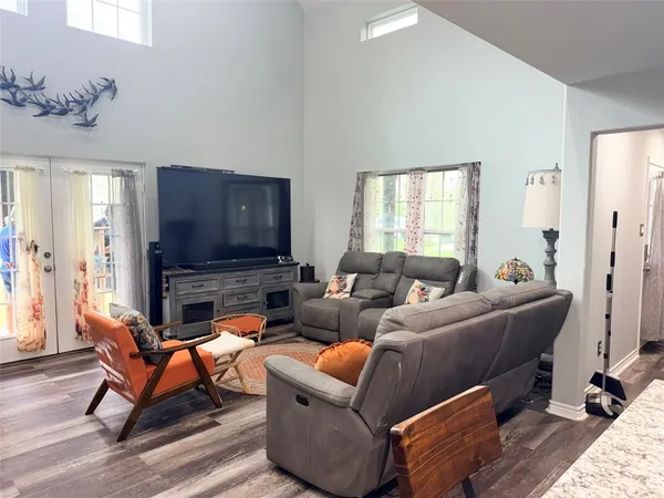 $599,000 | 12832 Powell Point School Road, Beasley, TX 77417