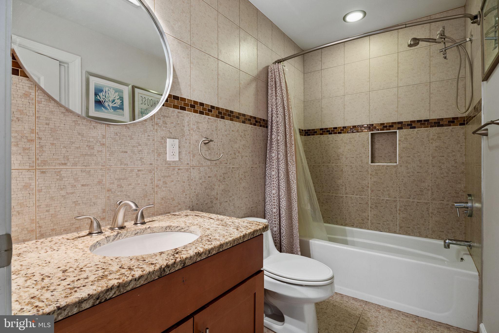 1708 Christian Street, Unit B Philadelphia, PA 19146 - Photo 12 of 25