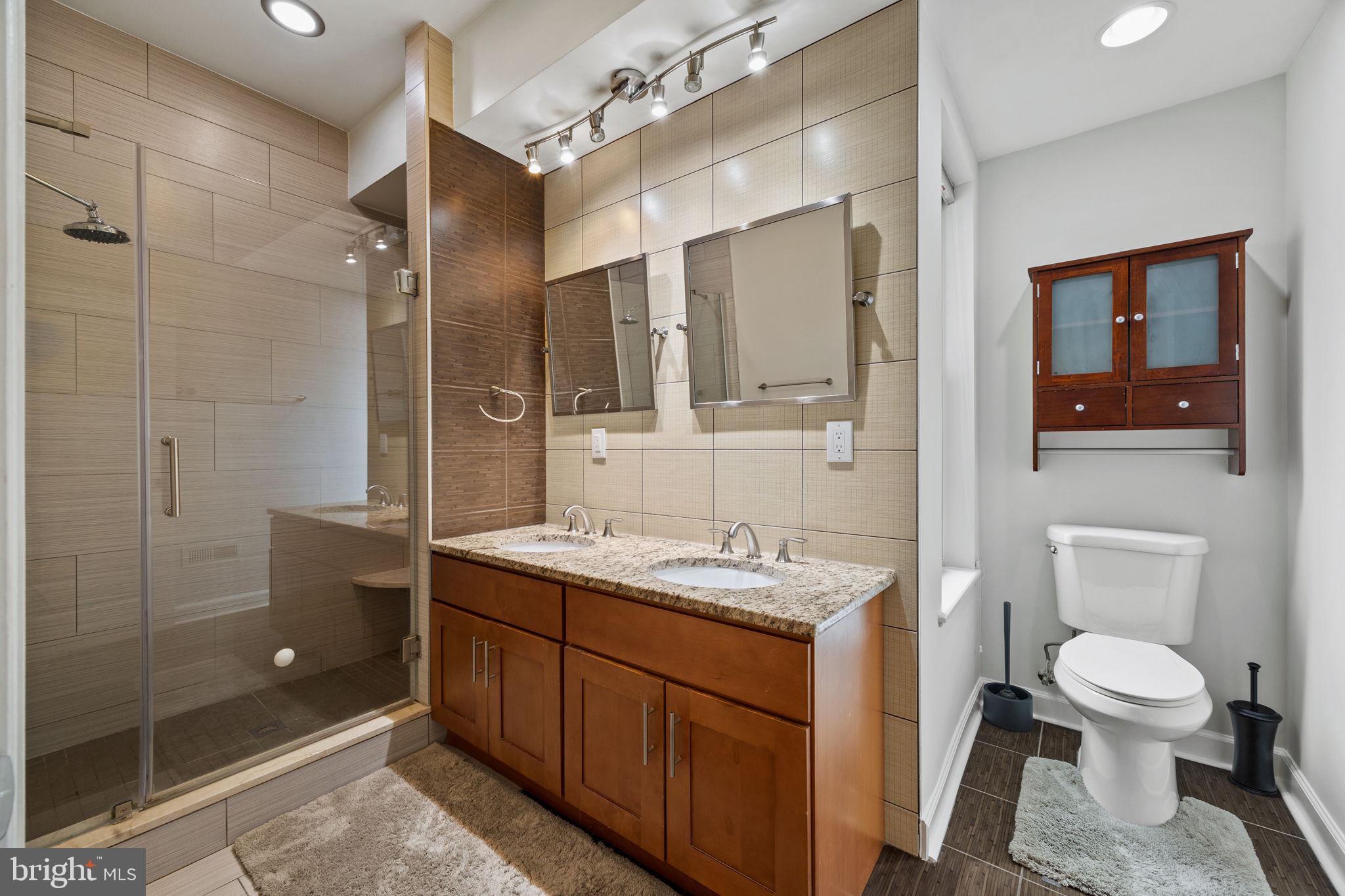 1708 Christian Street, Unit B Philadelphia, PA 19146 - Photo 19 of 25