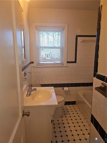 $1,875 | 1207 Blue Jay Lane, Henrico, VA 23229