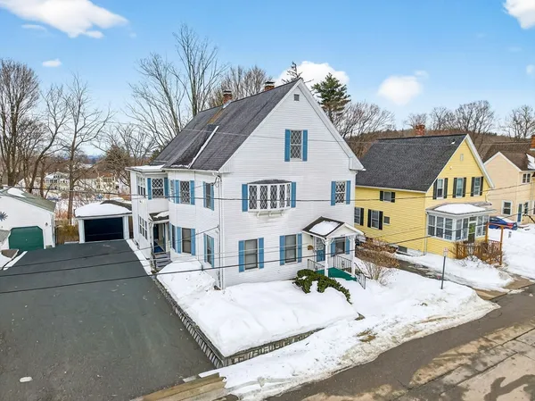 $2,300 | 20 Haynes Court, Unit 20, Leominster, MA 01453