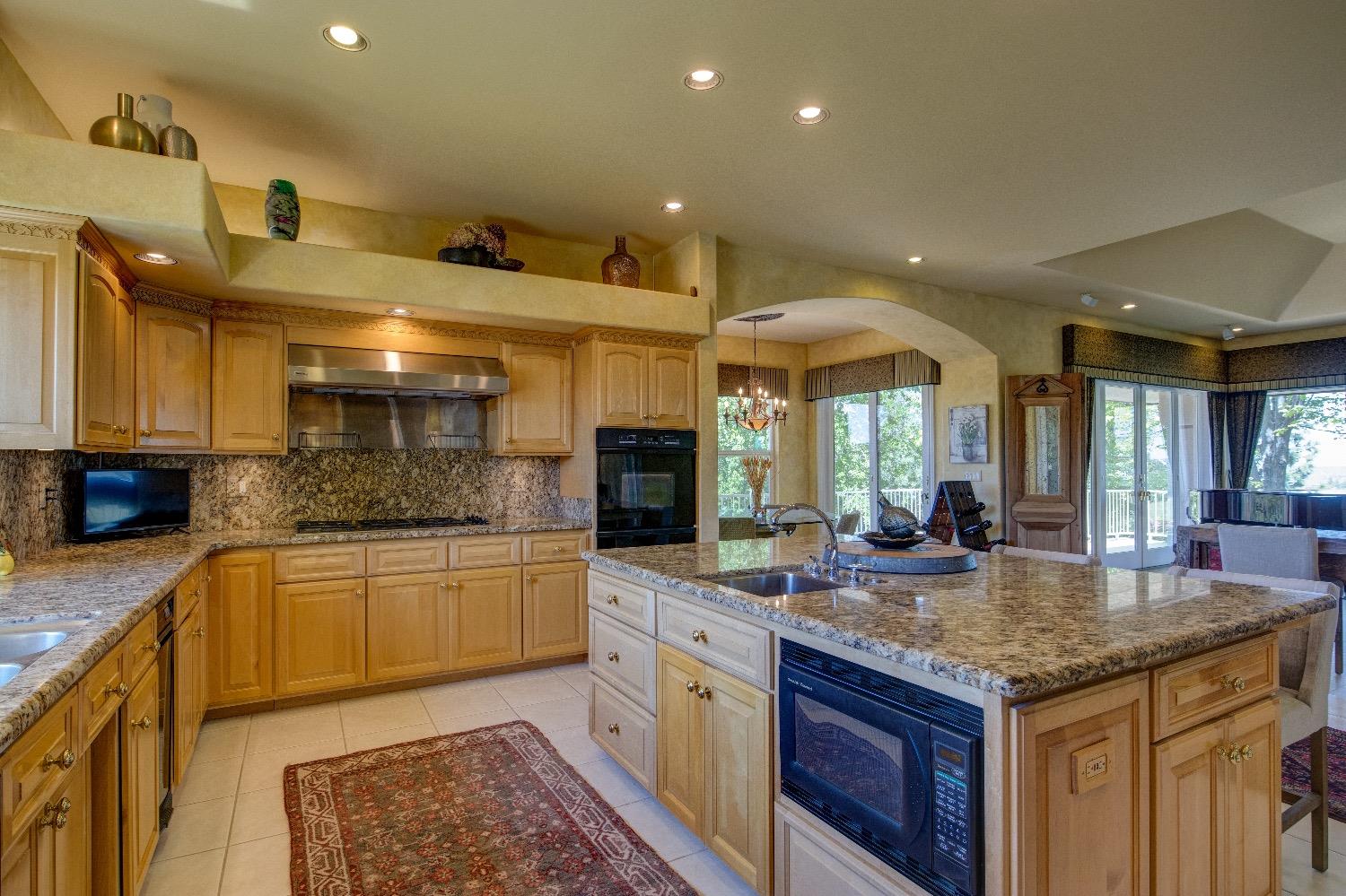 13320 Oakstream Road Plymouth, CA 95669 - Photo 12 of 98