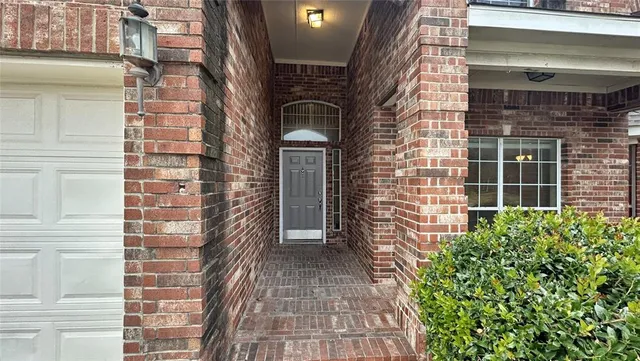 $3,100 | 8225 Painted Tree Trail, Fort Worth, TX 76131