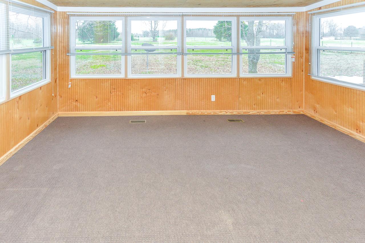 3018 Bobo Section Road Hazel Green, AL 35750 - Photo 19 of 30 Large Bonus Room with windows on three sides!!