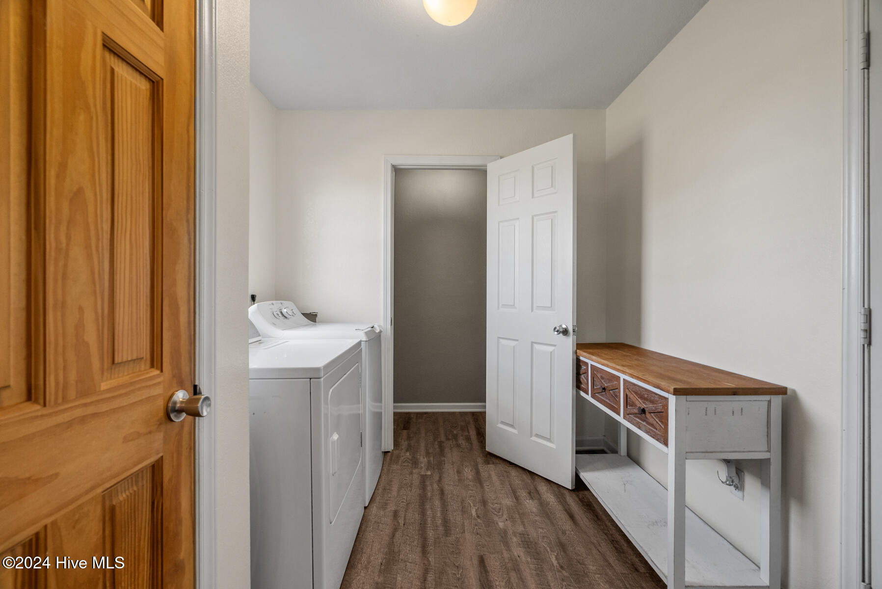 104 Thomas Point Road Shiloh, NC 27974 - Photo 17 of 54 Laundry Area