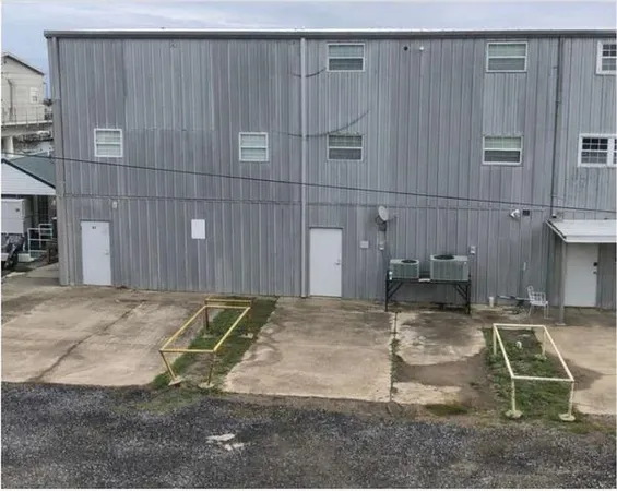 $425,000 | 321 Sports Marina Road, Venice, LA 70091