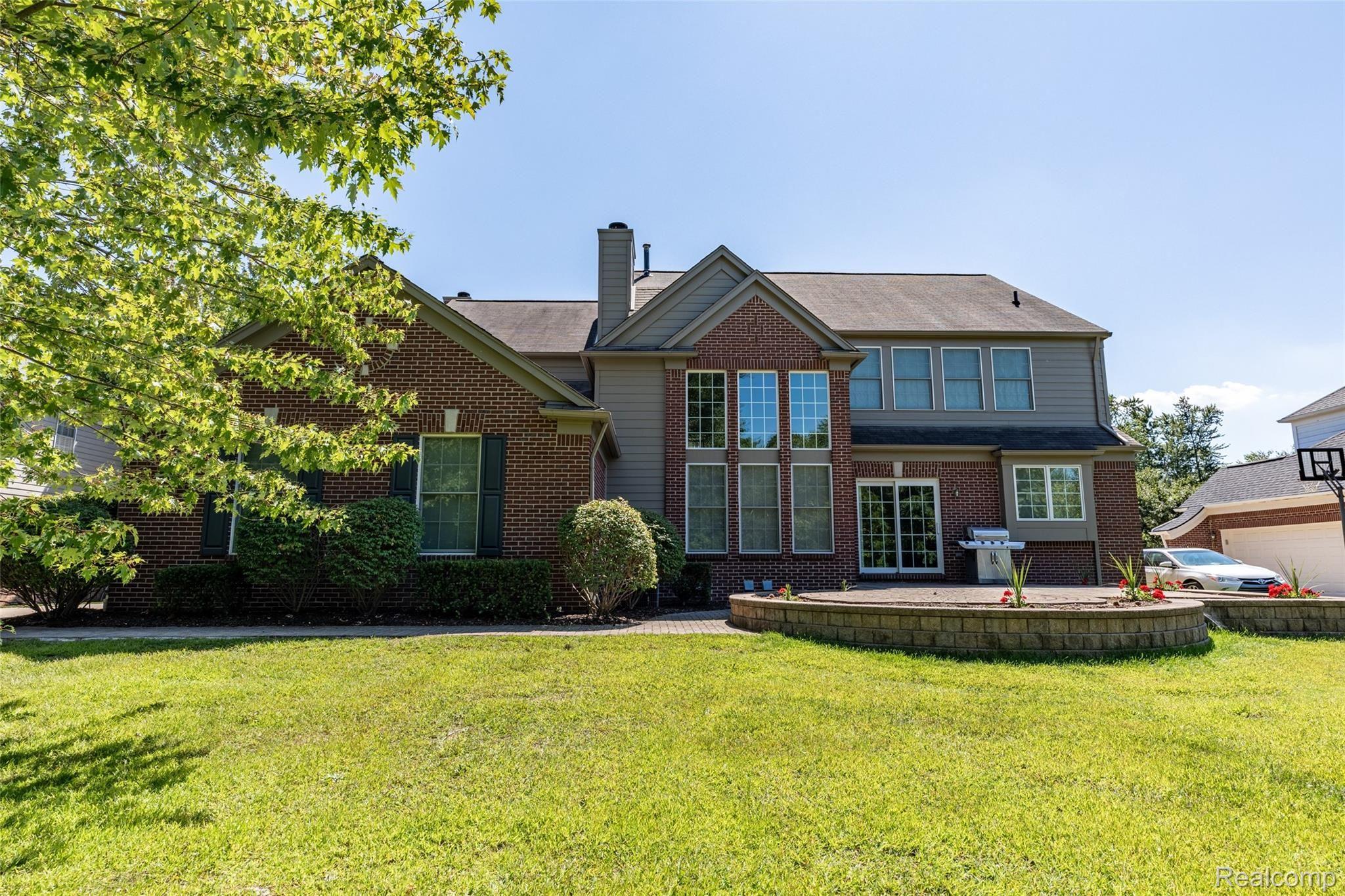 48286 Antique Road Canton, MI 48187 - Photo 8 of 45 8.Back