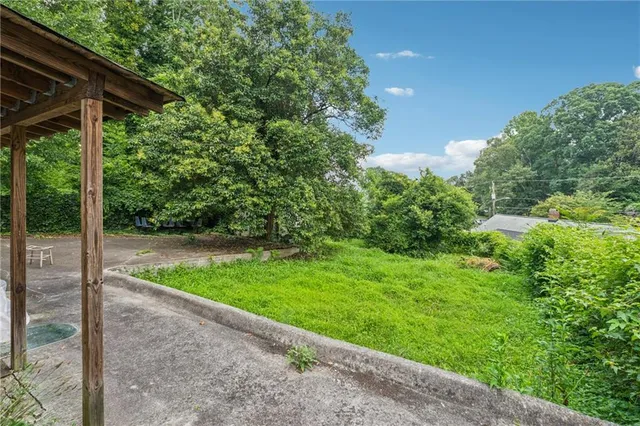 $130,000 | 1989 Tiger Flowers Drive Northwest, Atlanta, GA 30314