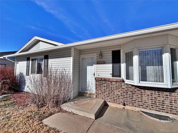 $431,500 | 745 Mobile Street, Aurora, CO 80011