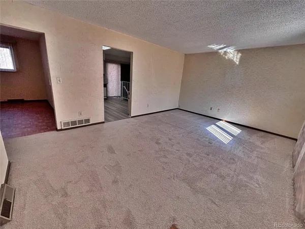 $431,500 | 745 Mobile Street, Aurora, CO 80011