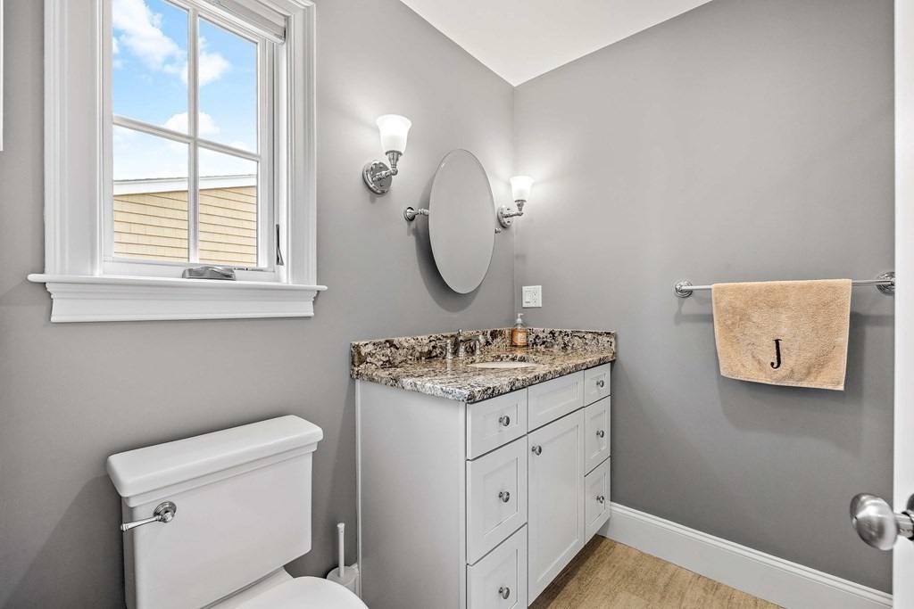 32 Meadowbrook Road, Unit 32 Brookline, MA 02467 - Photo 18 of 32