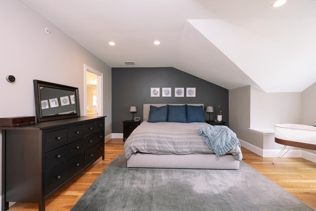 32 Meadowbrook Road, Unit 32 Brookline, MA 02467 - Photo 22 of 32