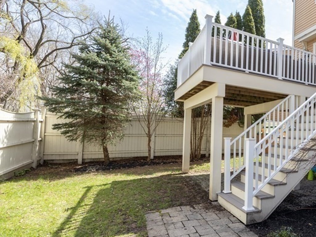 32 Meadowbrook Road, Unit 32 Brookline, MA 02467 - Photo 30 of 32