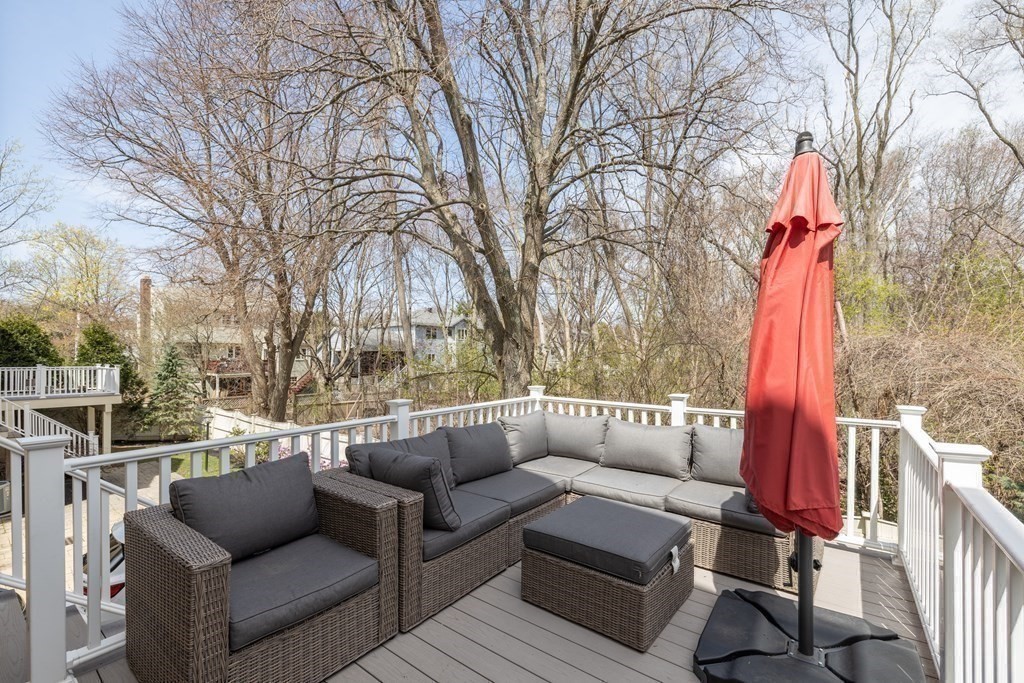 32 Meadowbrook Road, Unit 32 Brookline, MA 02467 - Photo 3 of 32