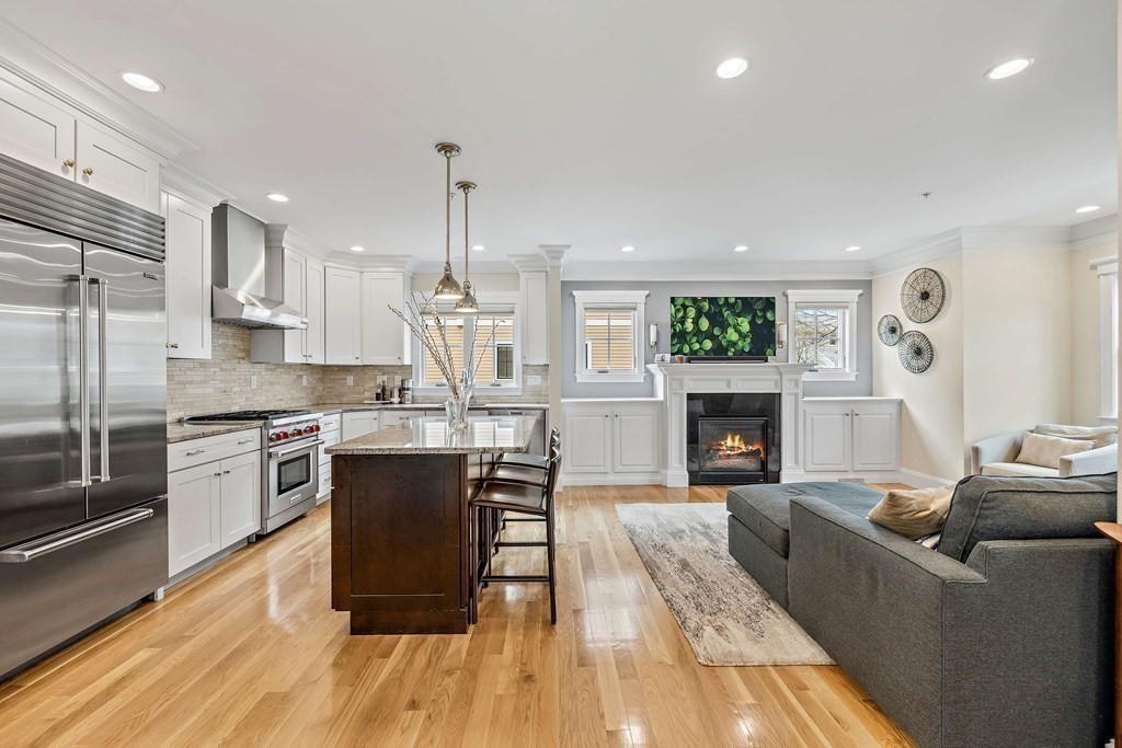 32 Meadowbrook Road, Unit 32 Brookline, MA 02467 - Photo 6 of 32