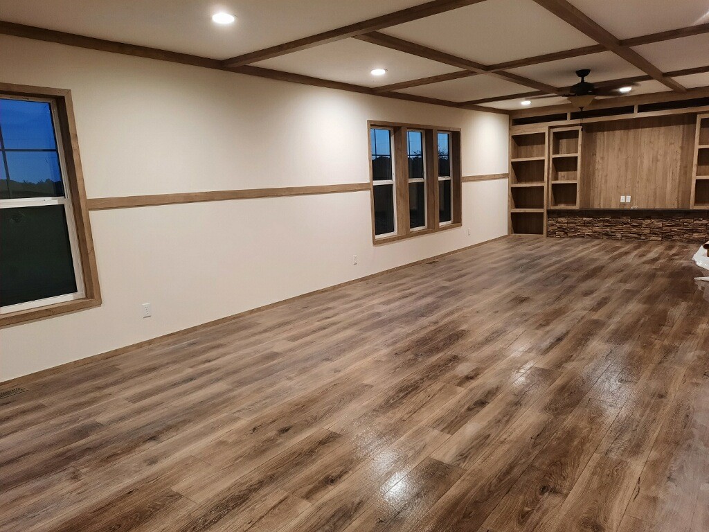 351 Calvert Ridge Road Westmoreland, TN 37186 - Photo 4 of 31 a view of empty room with wooden floor