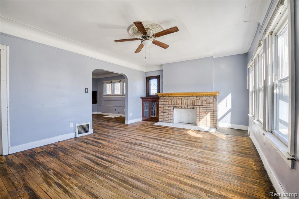 12875 Steel Street Detroit, MI 48227 - Photo 4 of 34