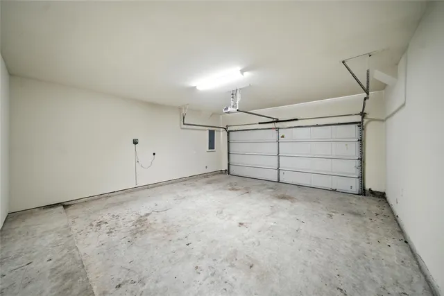 a view of a room with an empty space