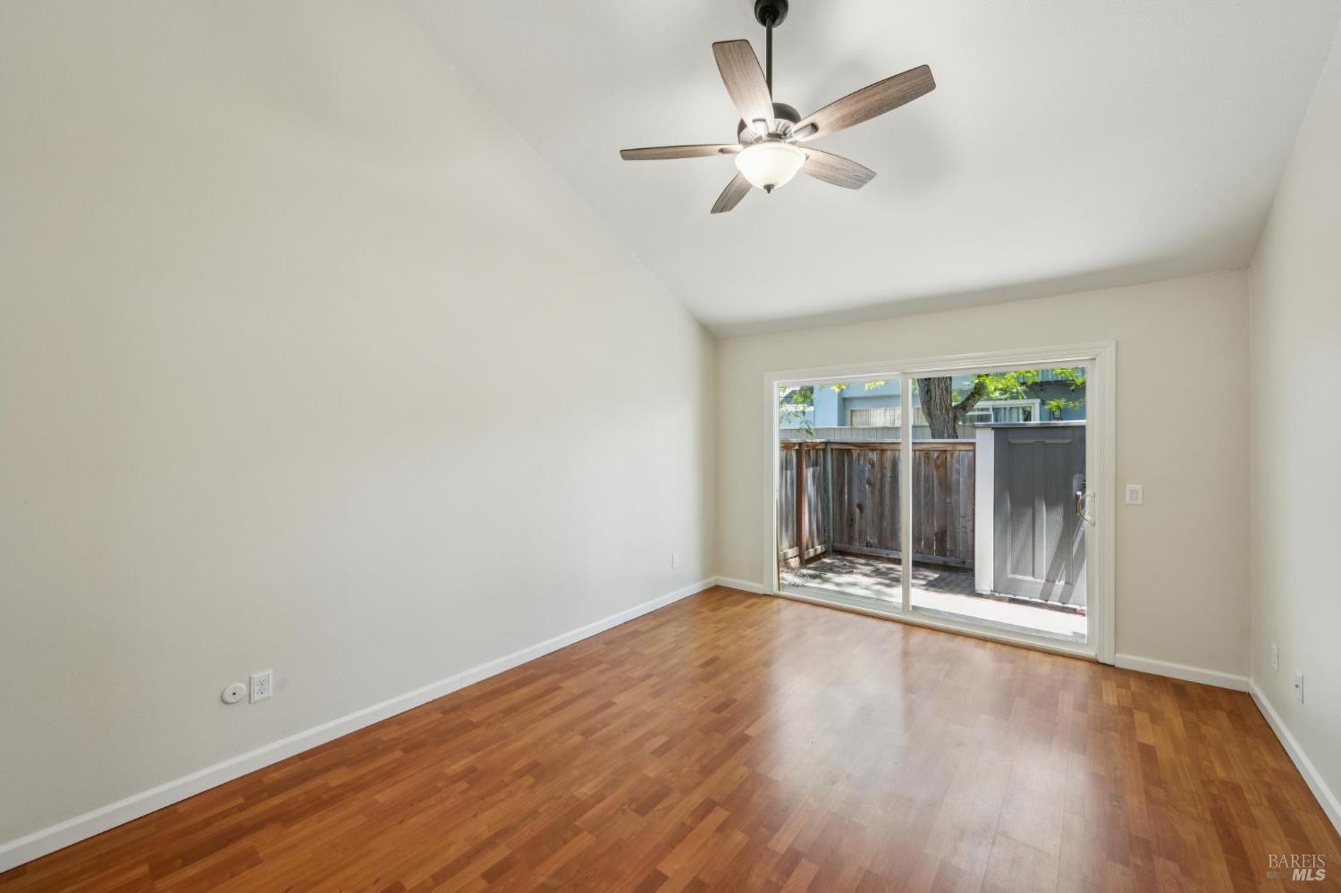 734 Racquet Club Circle Rohnert Park, CA 94928 - Photo 19 of 35