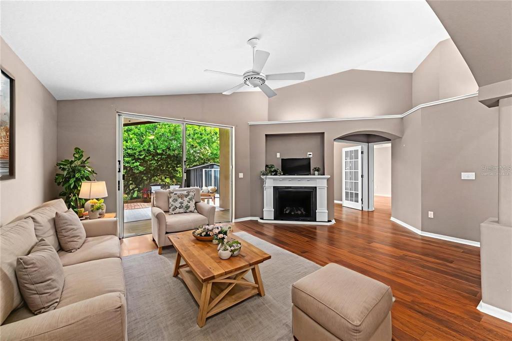 2522 Clareside Drive Valrico, FL 33596 - Photo 3 of 14