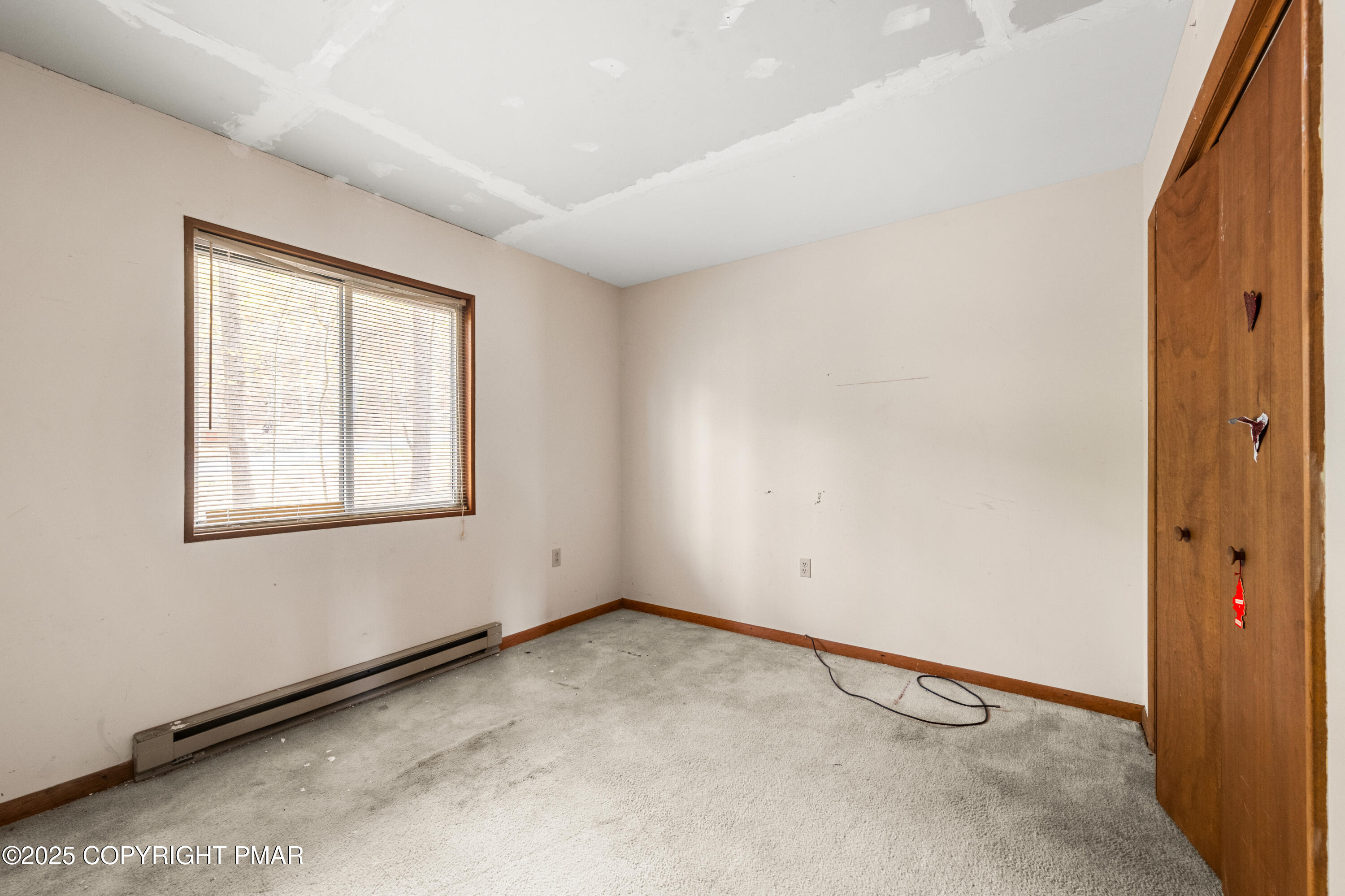 135 Salisbury Road Bushkill, PA 18324 - Photo 14 of 22 DSC_8952