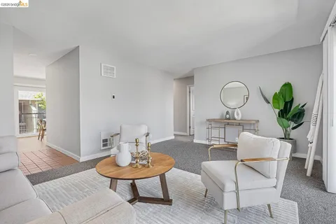 $480,000 | Marina Faire, San Leandro, CA 94577