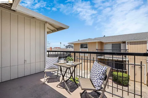 $480,000 | Marina Faire, San Leandro, CA 94577