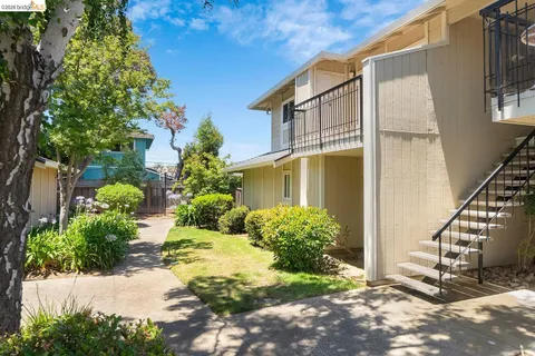 $480,000 | Marina Faire, San Leandro, CA 94577