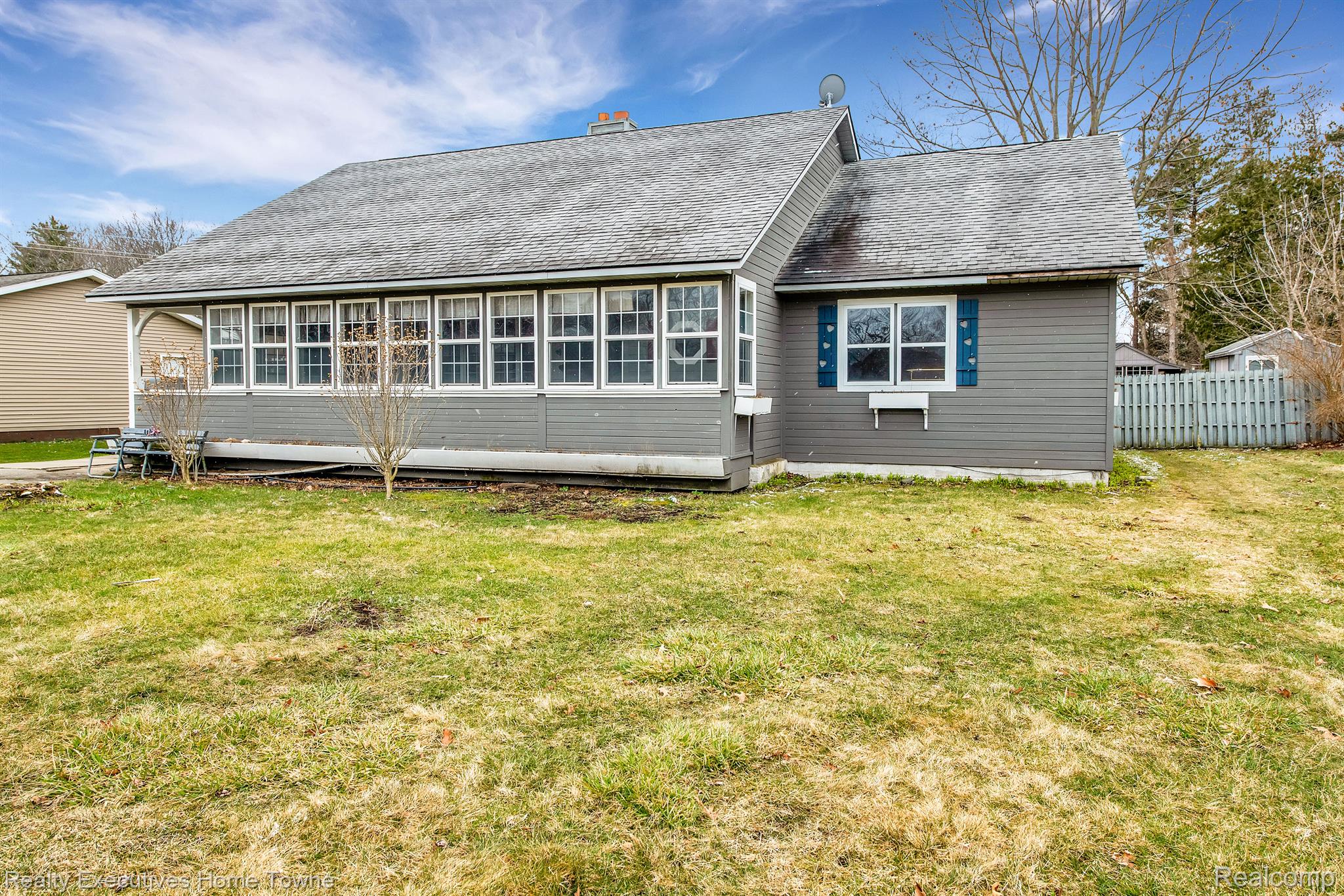 5521 Lakeshore Road Fort Gratiot, MI 48059 - Photo 1 of 34 Gallery Image 1