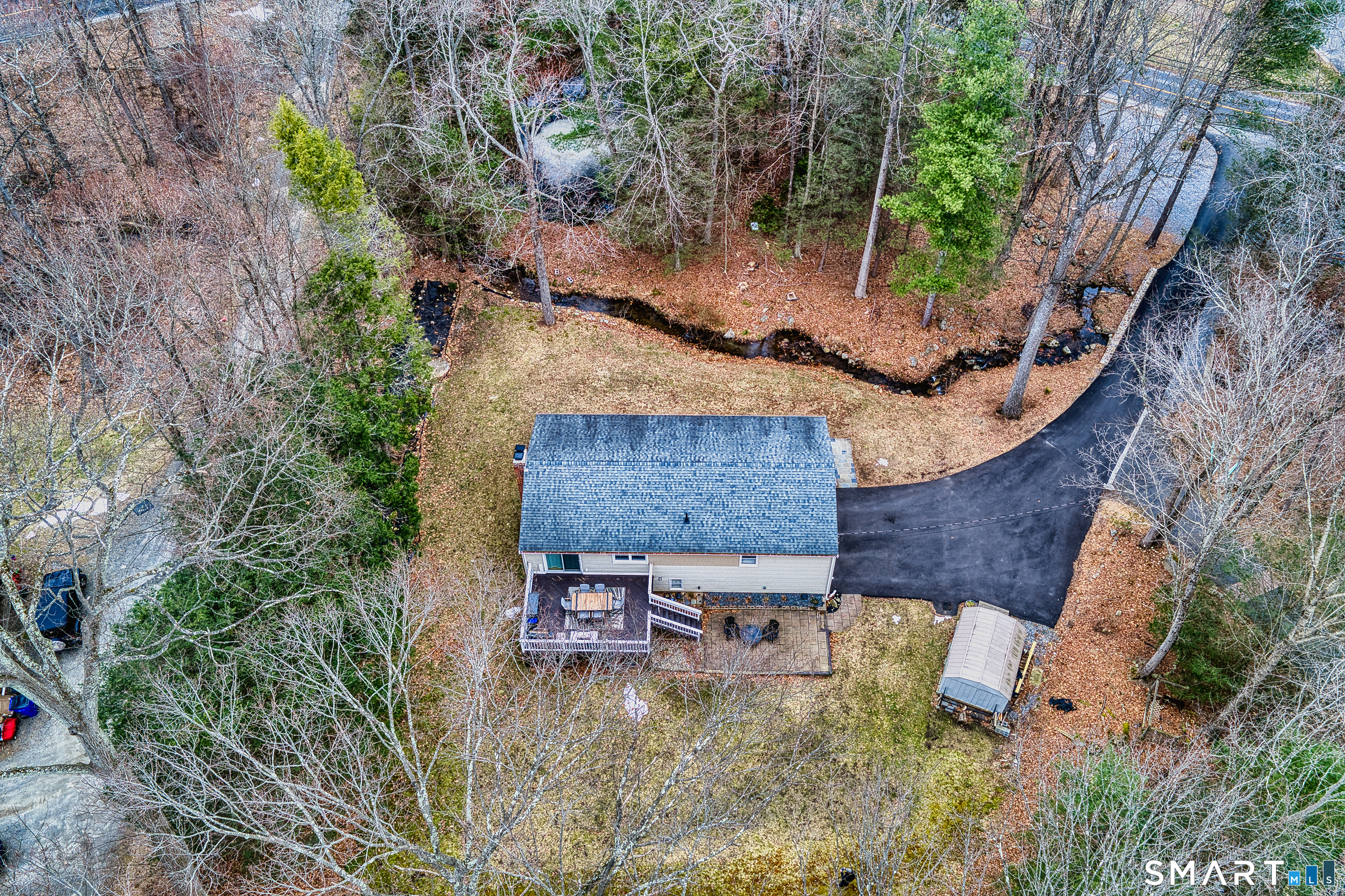 183 Park Road Oxford, CT 06478 - Photo 3 of 38