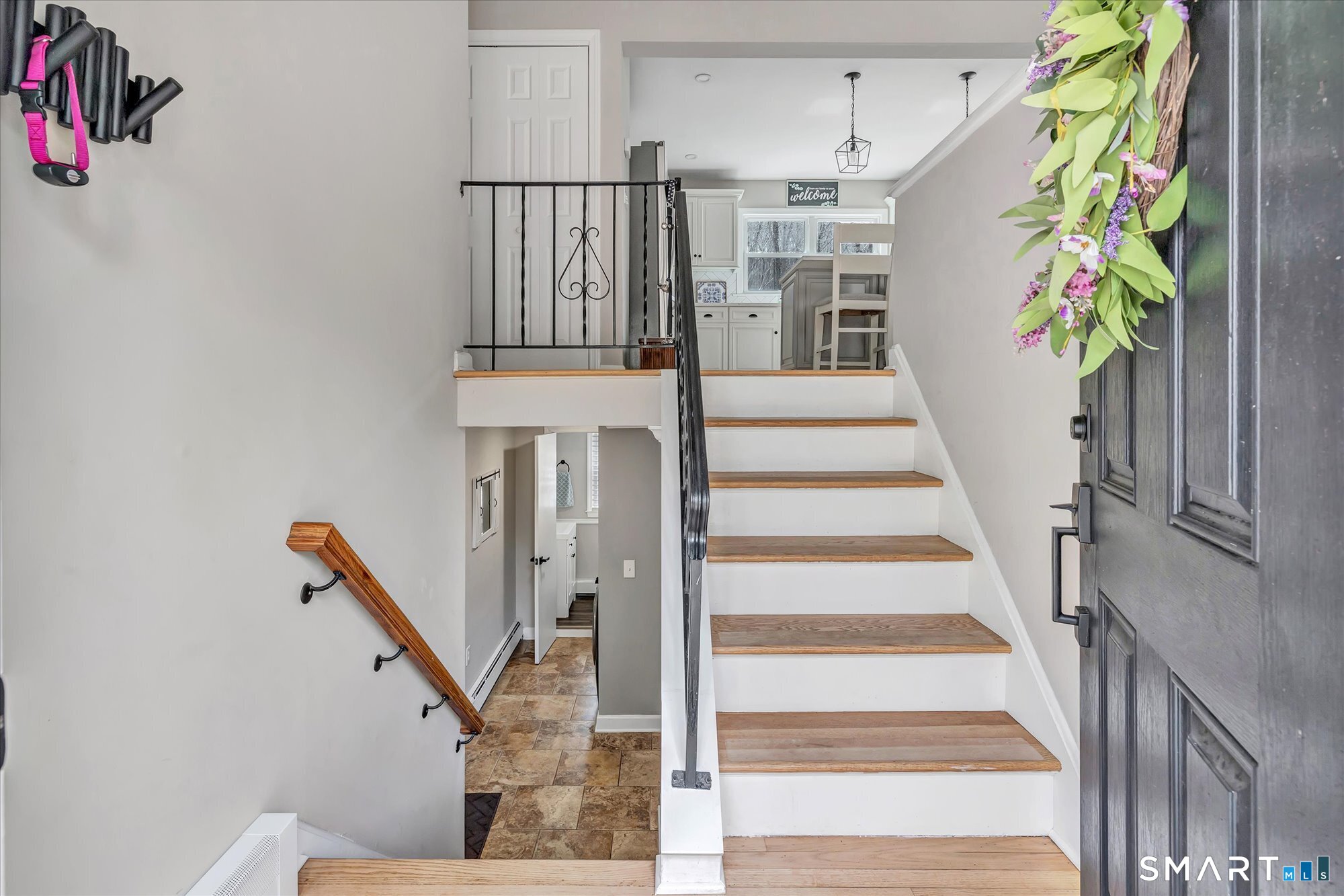 183 Park Road Oxford, CT 06478 - Photo 7 of 38