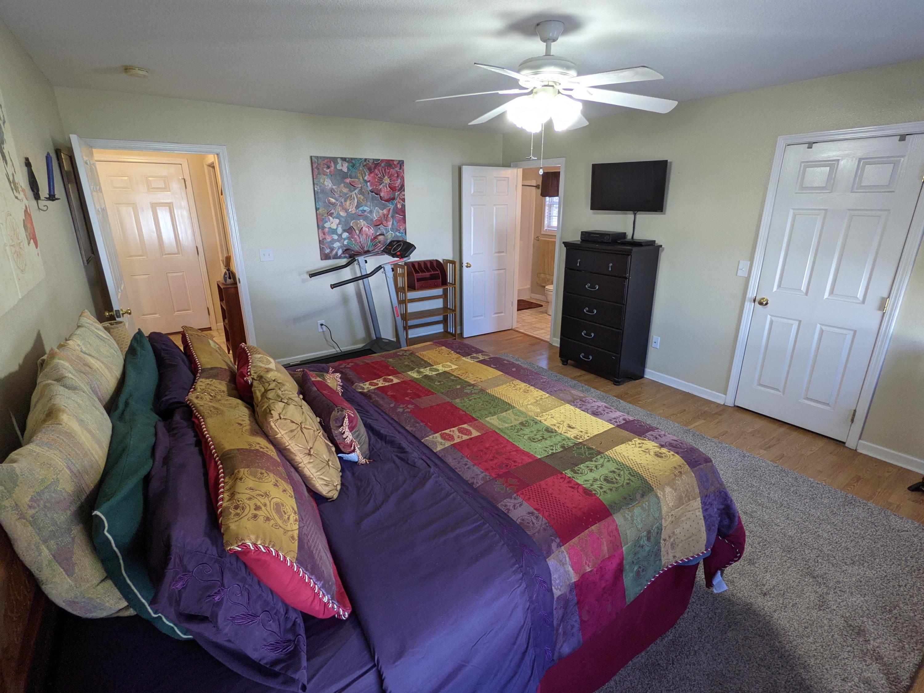 6003 Osage Road Crossville, TN 38572 - Photo 22 of 37 Large Master Bedroom
