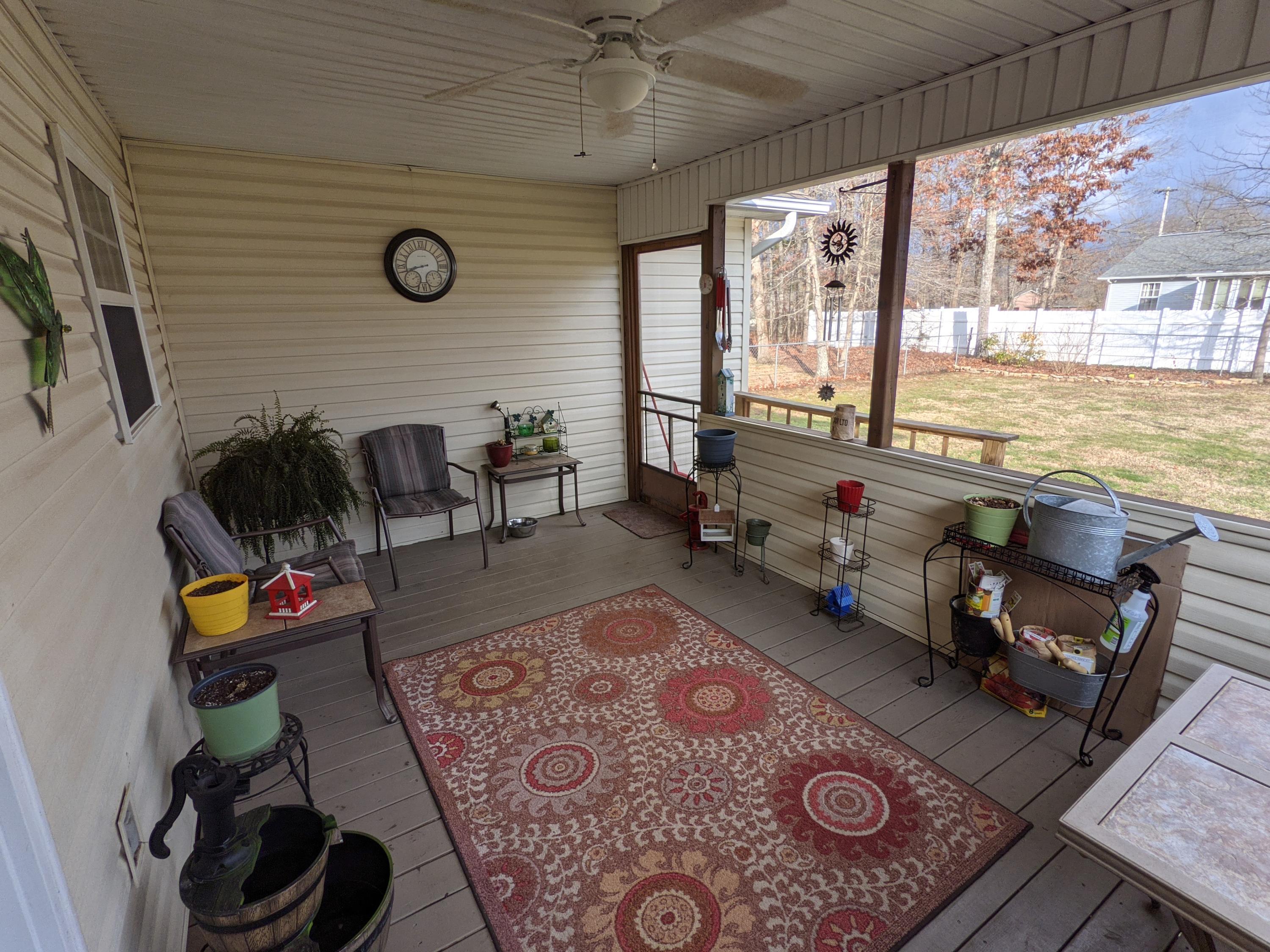 6003 Osage Road Crossville, TN 38572 - Photo 8 of 37 Screened in Back Deck