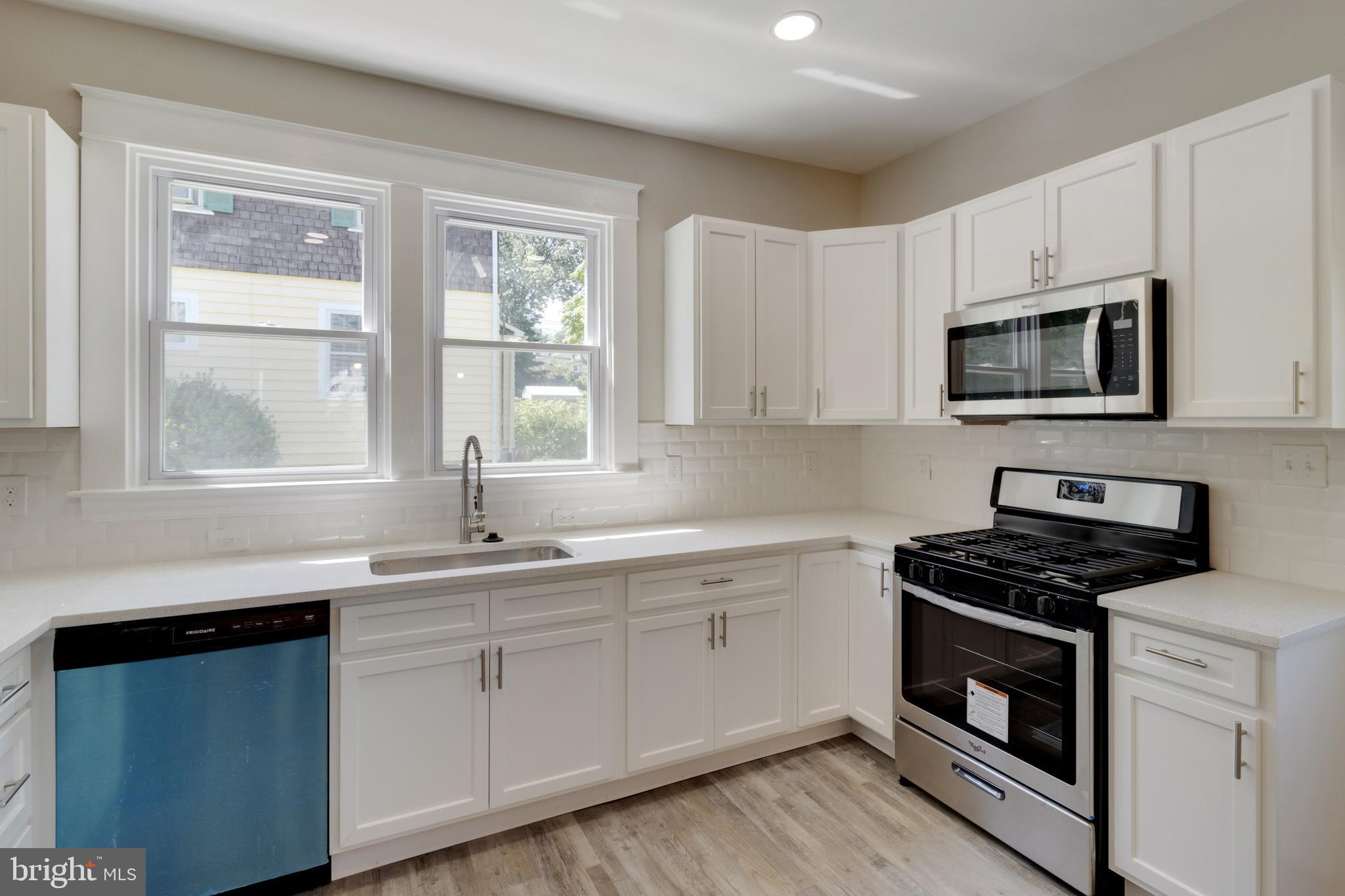 615 Plymouth Road Baltimore, MD 21229 - Photo 17 of 41