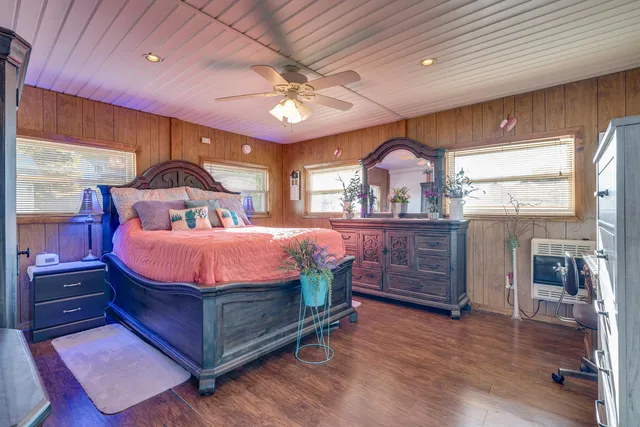 $259,000 | 2104 Osborne Street, Bristol, VA 24201