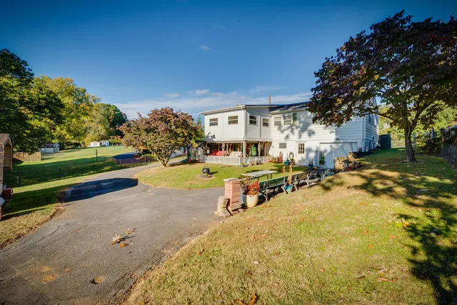 $259,000 | 2104 Osborne Street, Bristol, VA 24201