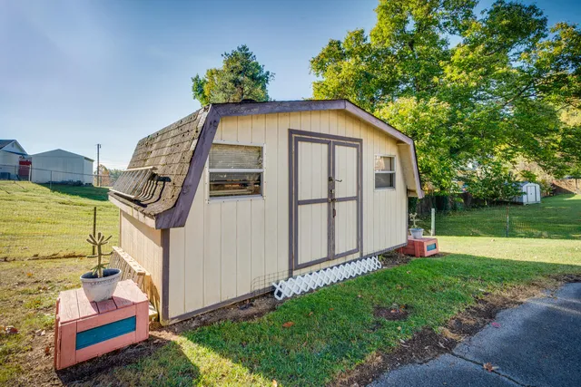 $259,000 | 2104 Osborne Street, Bristol, VA 24201