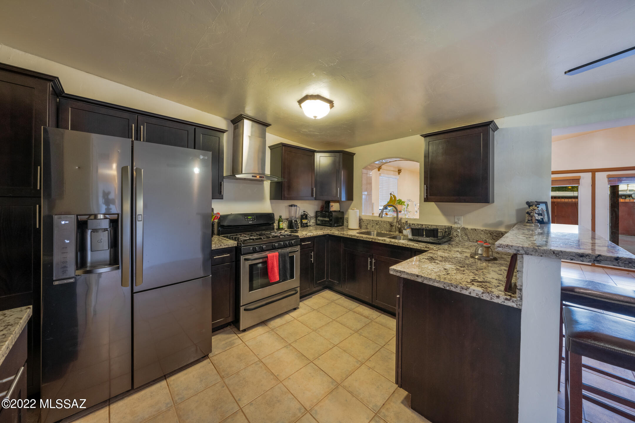 1331 West Pastime Road Tucson, AZ 85705 - Photo 6 of 31 Gallery Image 6
