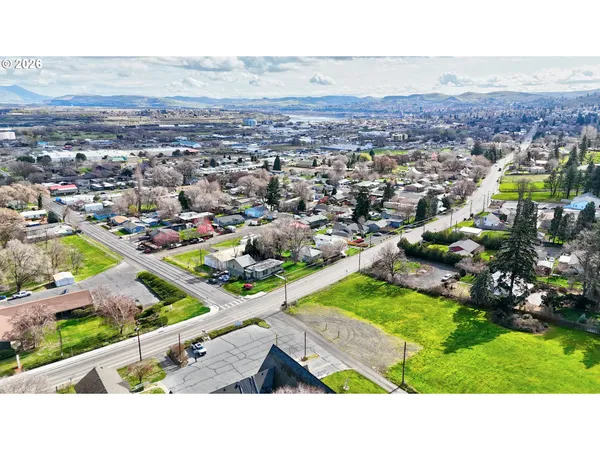 $299,000 | West 10th Street, The Dalles, OR 97058