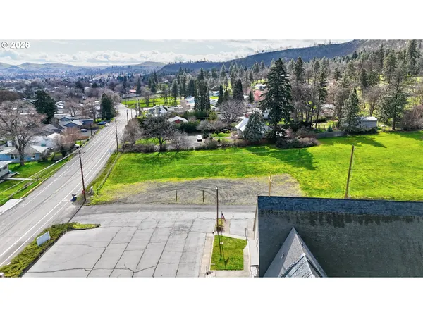 $299,000 | West 10th Street, The Dalles, OR 97058