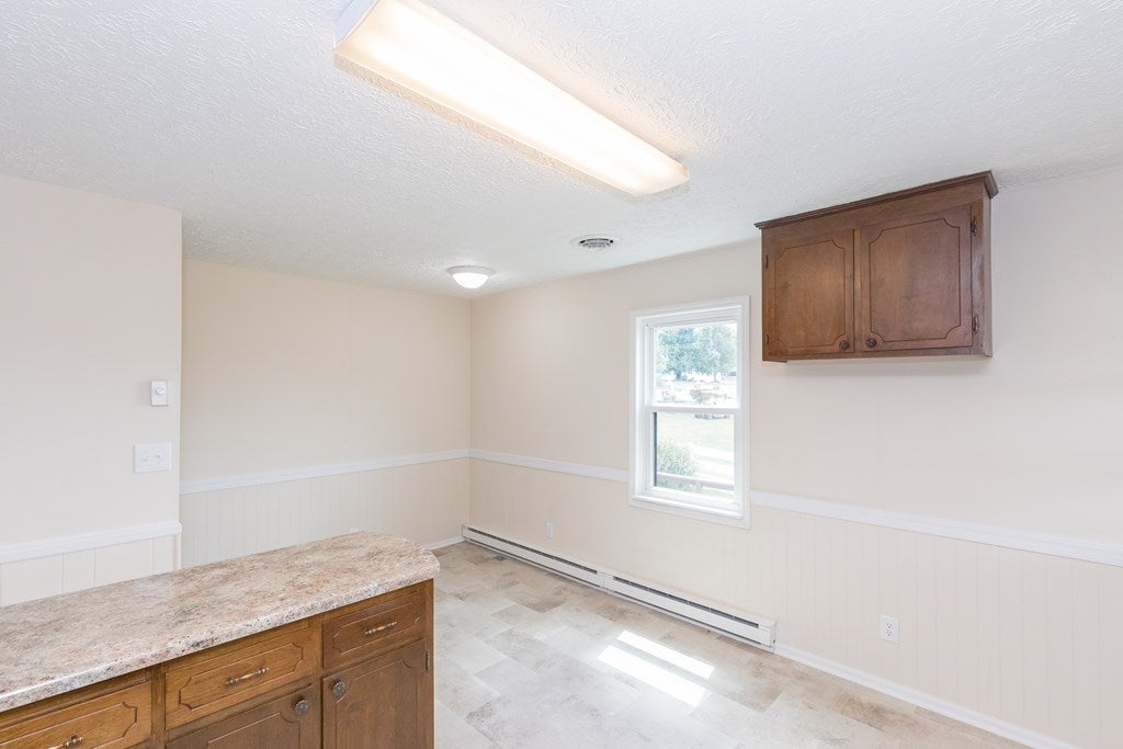 236 Whispering Pines Road Max Meadows, VA 24360 - Photo 20 of 74 Gallery Image 20