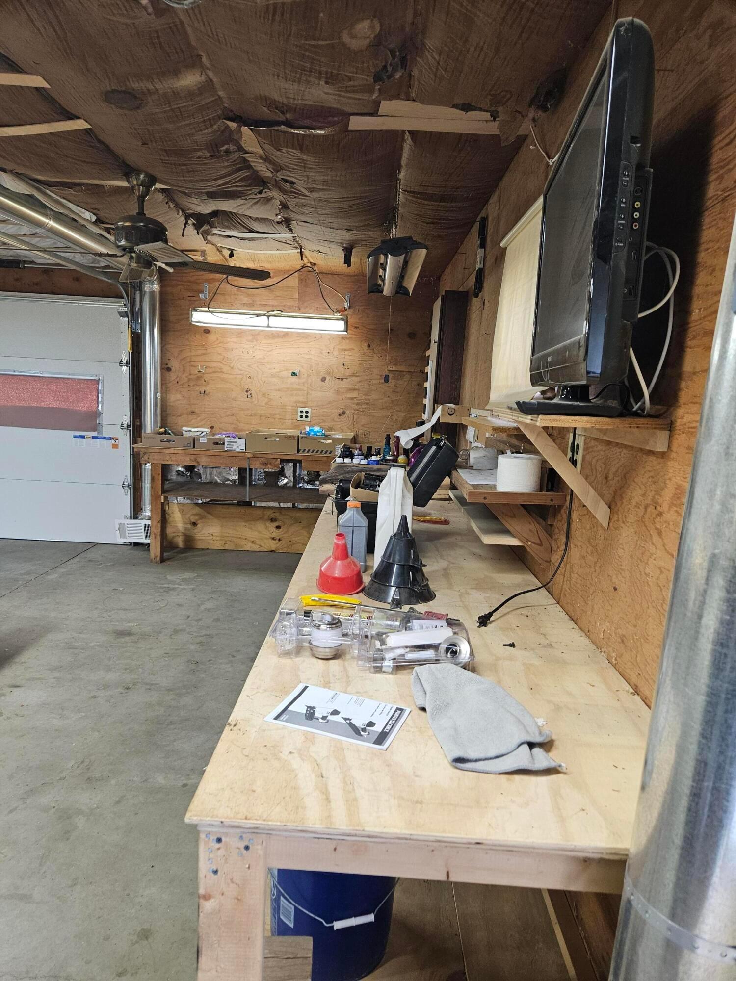 4801 Chapman Road Delaware, OH 43015 - Photo 50 of 51 Chapman inside garage 10