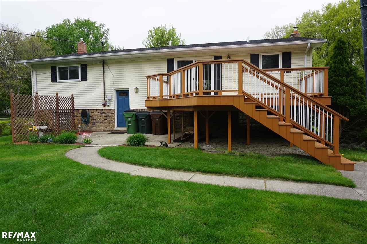 8920 Messmore Road Utica, MI 48317 - Photo 3 of 29 31380822-2.JPG