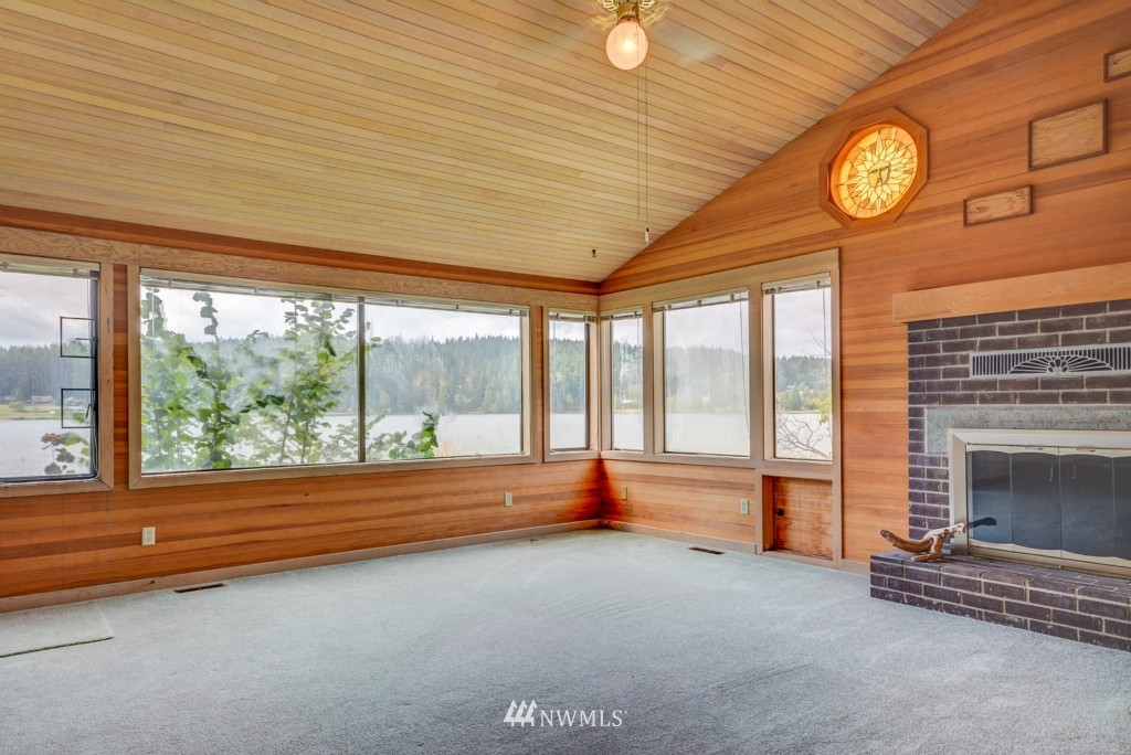 5274 South Apollo Road Langley, WA 98260 - Photo 4 of 25 Gallery Image 4