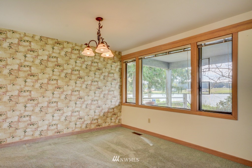 5274 South Apollo Road Langley, WA 98260 - Photo 8 of 25 Gallery Image 8