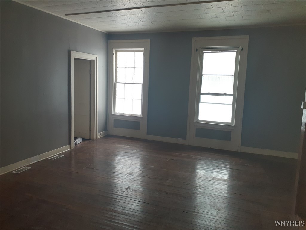 58 Genesee Street Lockport City, NY 14094 - Photo 4 of 23 Lower