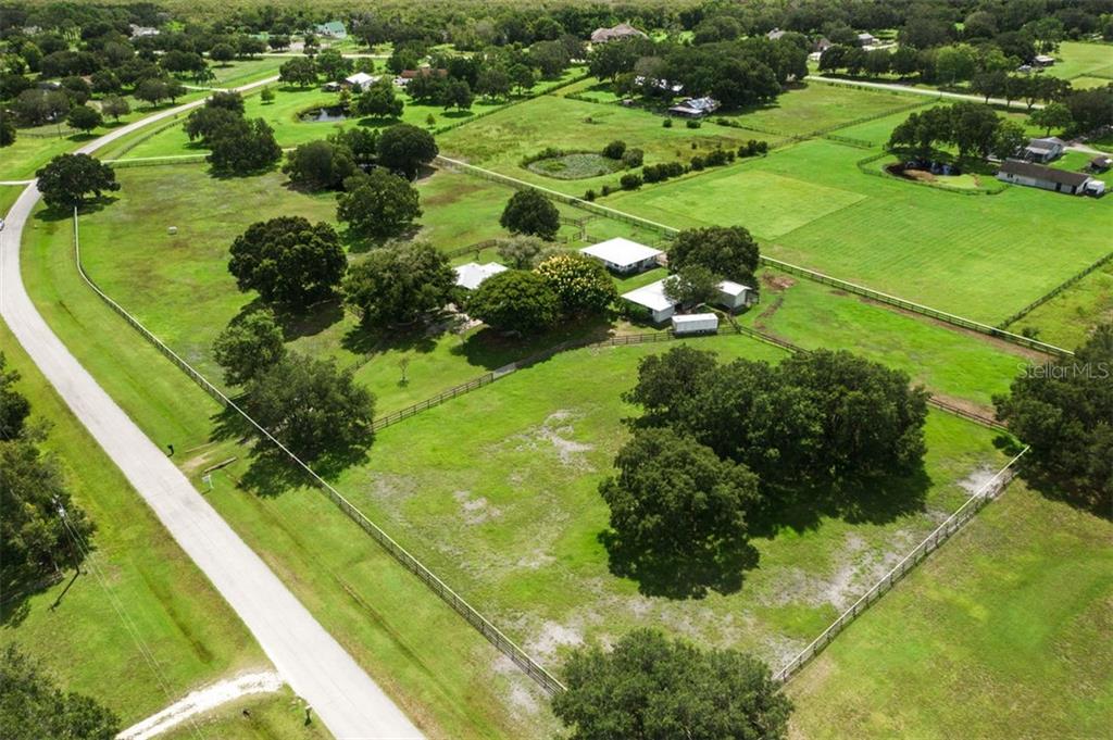 6748 Country Road Sarasota, FL 34241 - Photo 1 of 1 Gallery Image 1