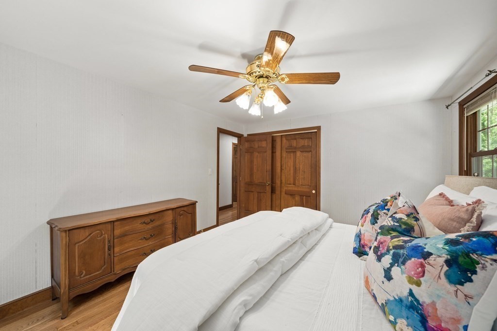 264 Myrtle Street Hanover, MA 02339 - Photo 11 of 24 Gallery Image 11