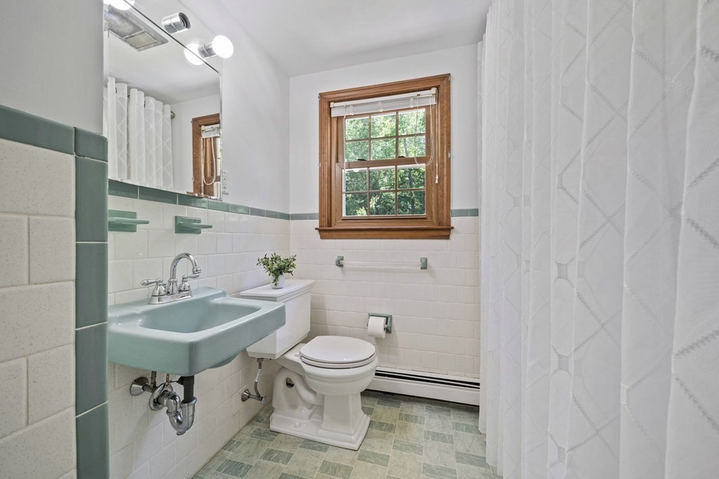 264 Myrtle Street Hanover, MA 02339 - Photo 14 of 24 Gallery Image 14